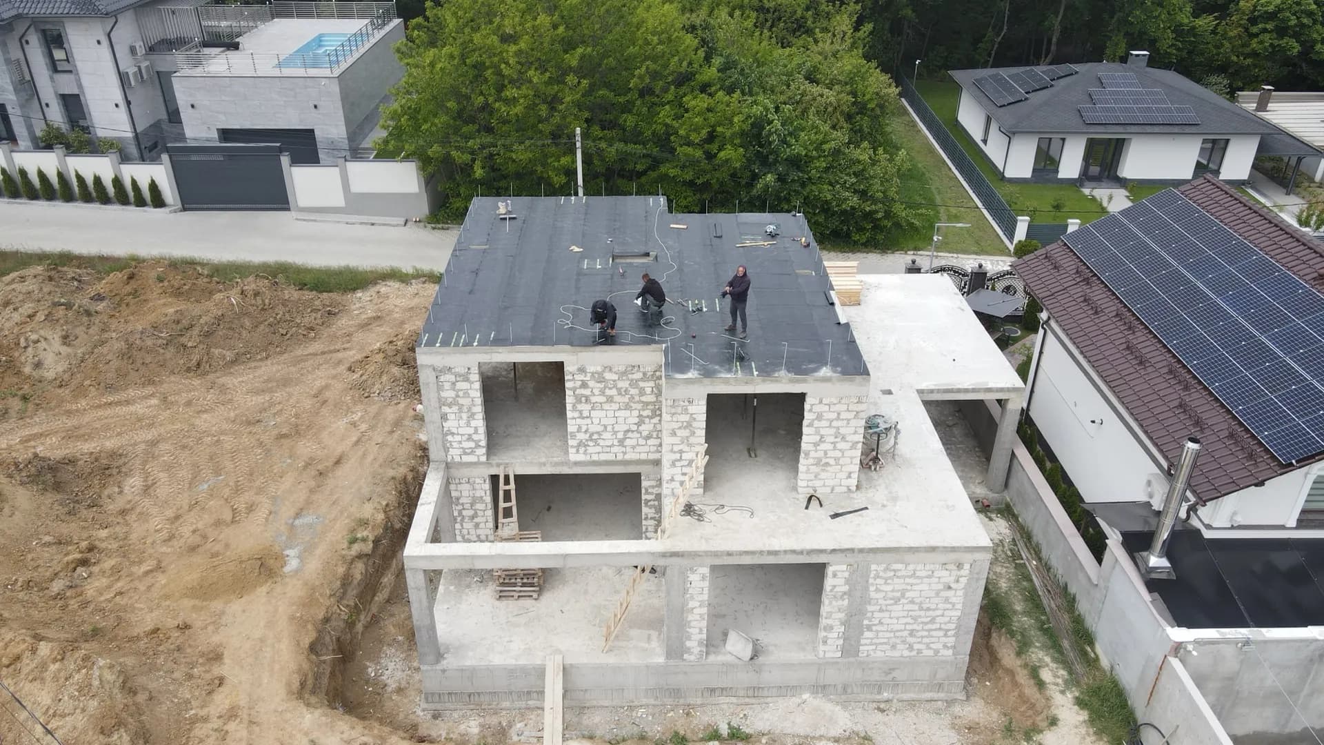 Casă cu IKO Cambridge, Poiana Domnească