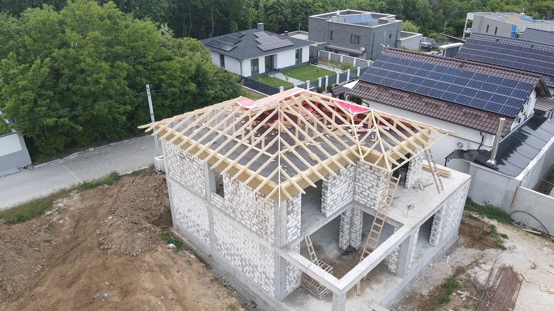 Casă cu IKO Cambridge, Poiana Domnească — imagine 8